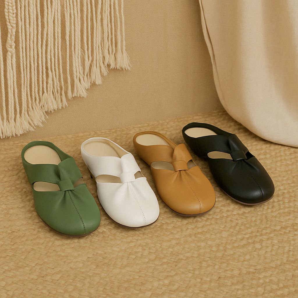 Sandales Douillettes™ – Élégance fermée, confort ouvert.