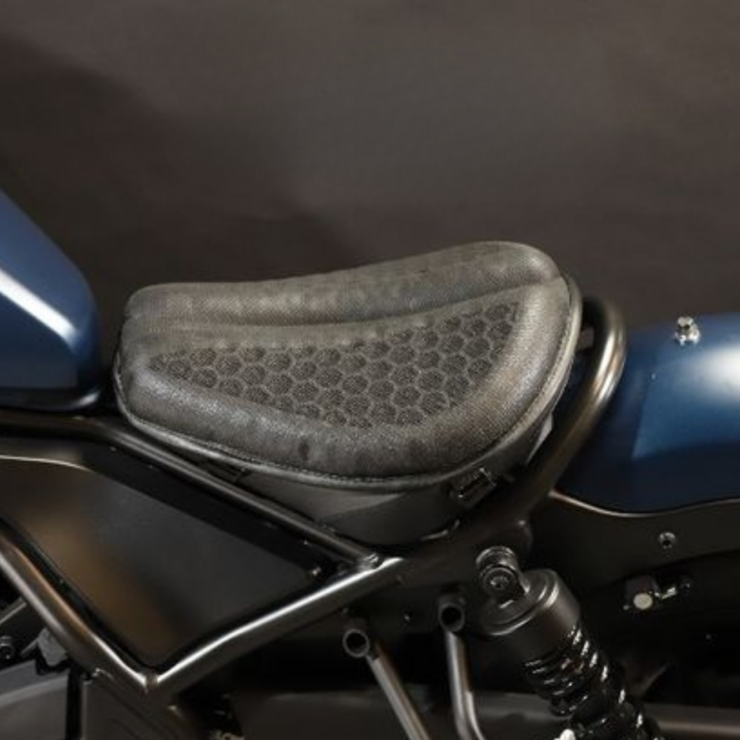RouteZen™ – Coussin de Moto Confort Longue Route.