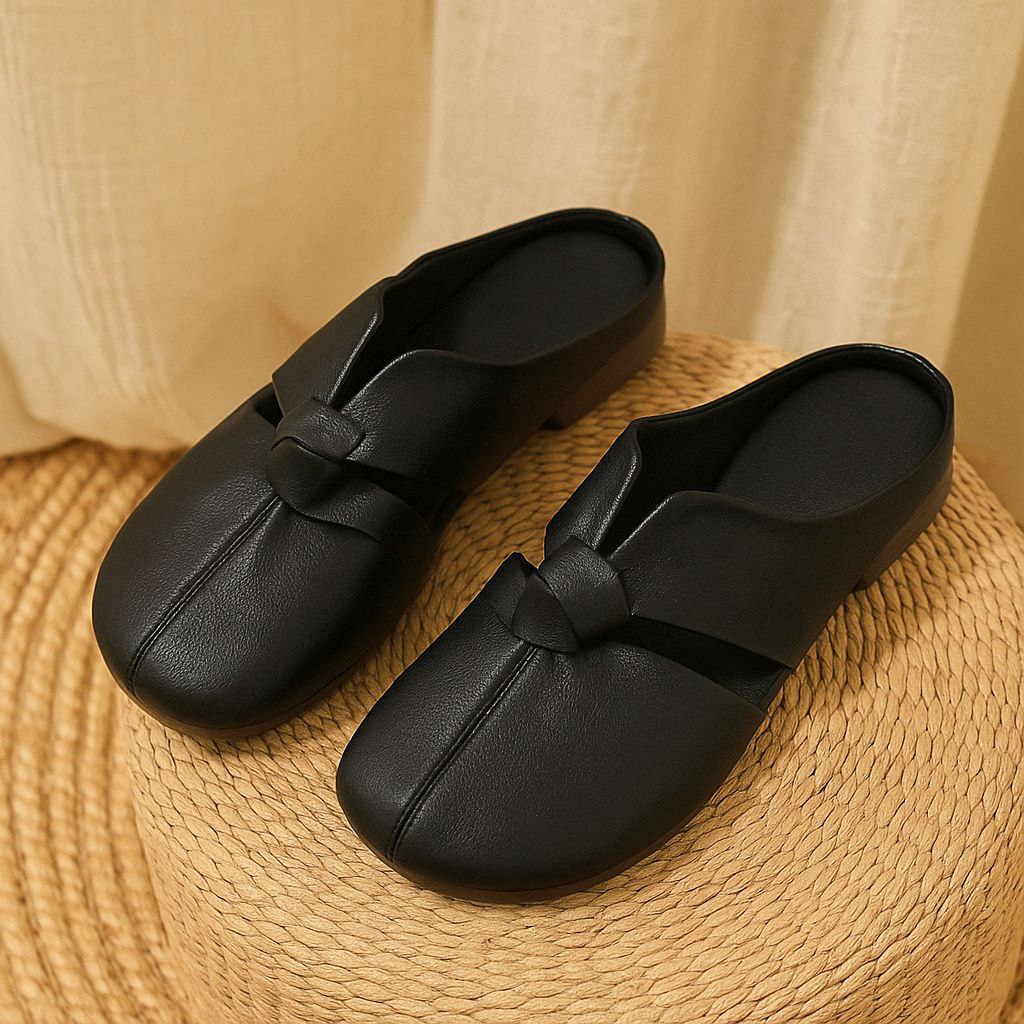 Sandales Douillettes™ – Élégance fermée, confort ouvert.