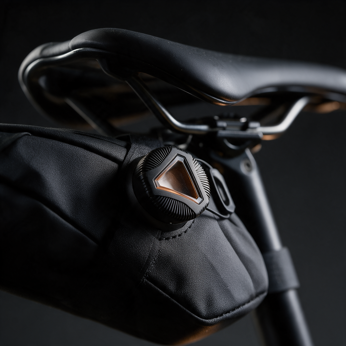 Falcon Pro  Sacoche de Selle Vélo Magnétique